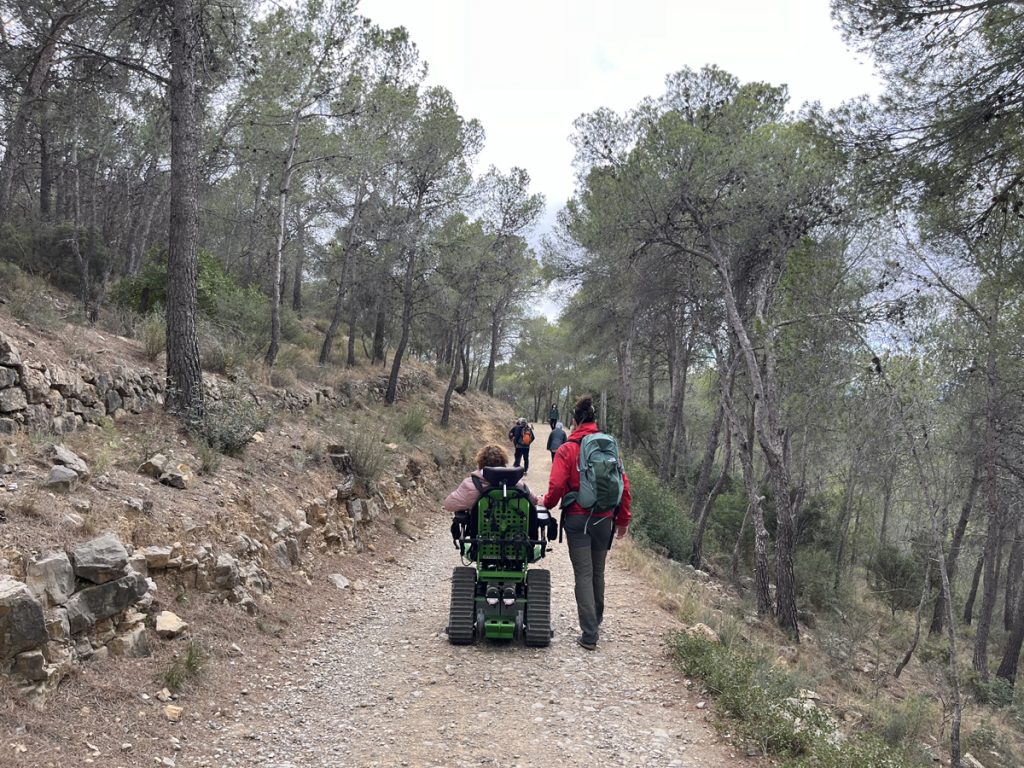 De ruta por el monte con nuestra silla motorizada